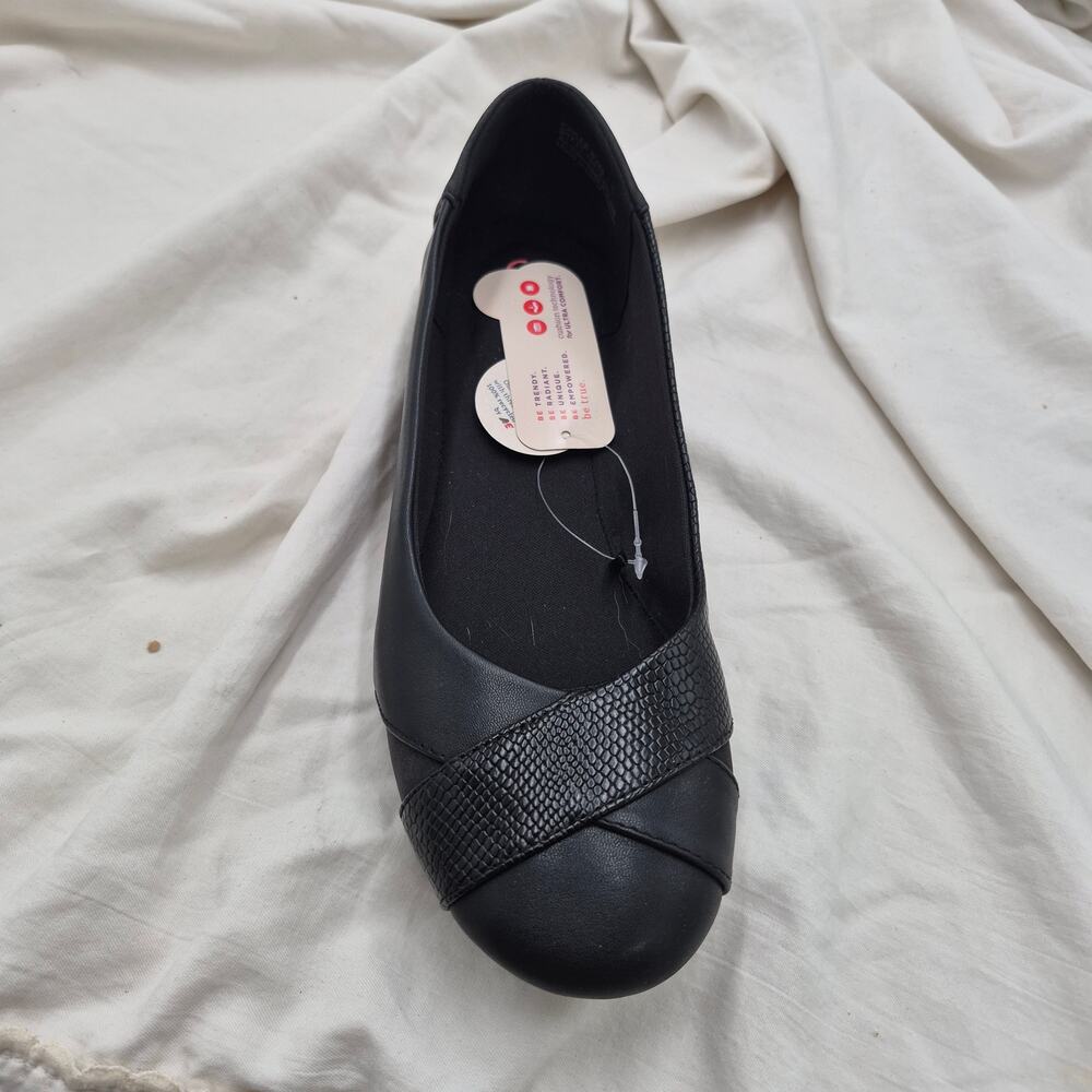 NEW Baretraps Kaylee Comfort Ballet Flat slip-on black women's size 8.5